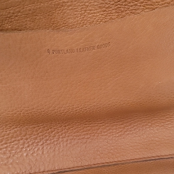 Portland Leather Cognac Shoulder Tote / Crossbody with Front Pocket - Picture 8 of 16